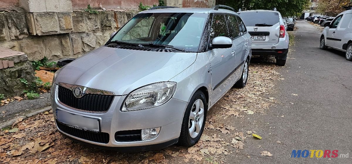 2009' Skoda Fabia photo #1