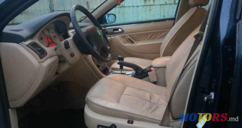 2002' Peugeot 607 photo #2