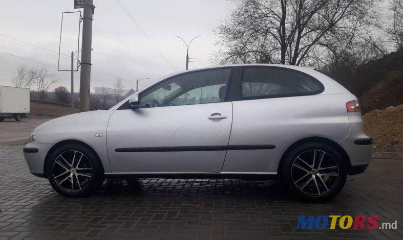 2003' SEAT Ibiza photo #1