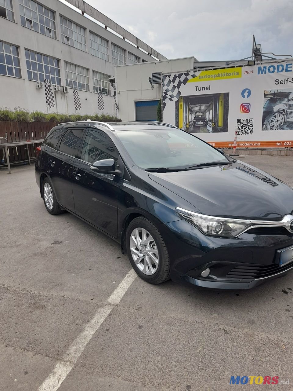 2015' Toyota Auris photo #1