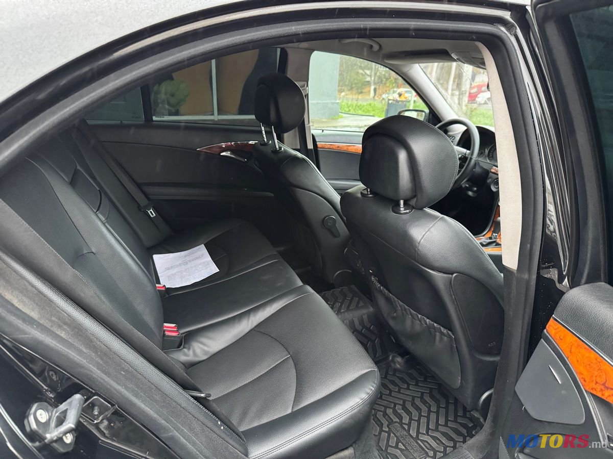 2008' Mercedes-Benz E-Class photo #5