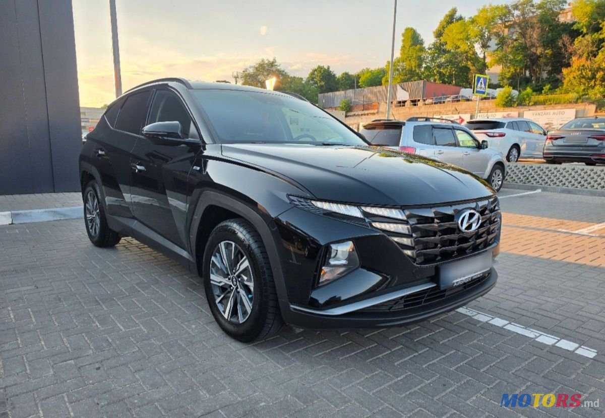 2021' Hyundai Tucson photo #2