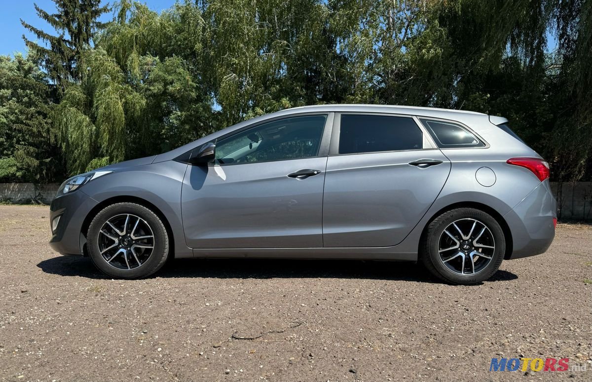 2014' Hyundai i30 photo #6