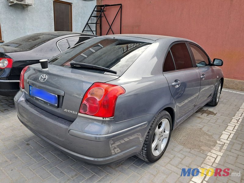 2003' Toyota Avensis photo #3