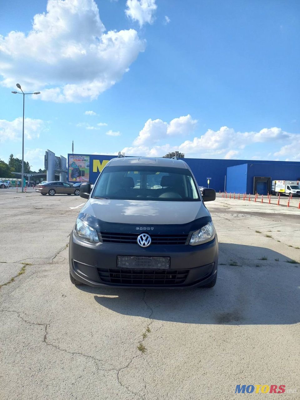 2015' Volkswagen Caddy photo #1