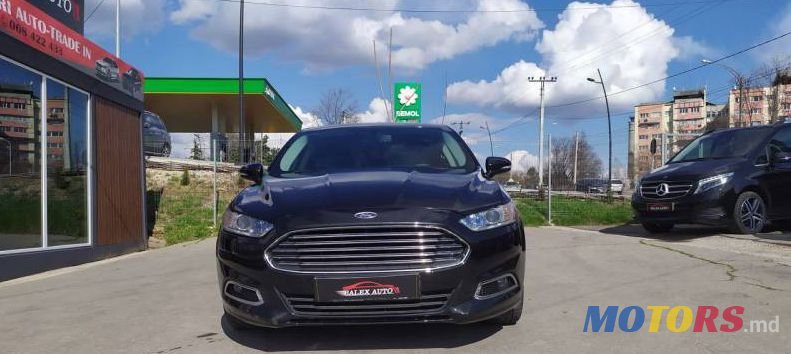 2013' Ford Fusion photo #2