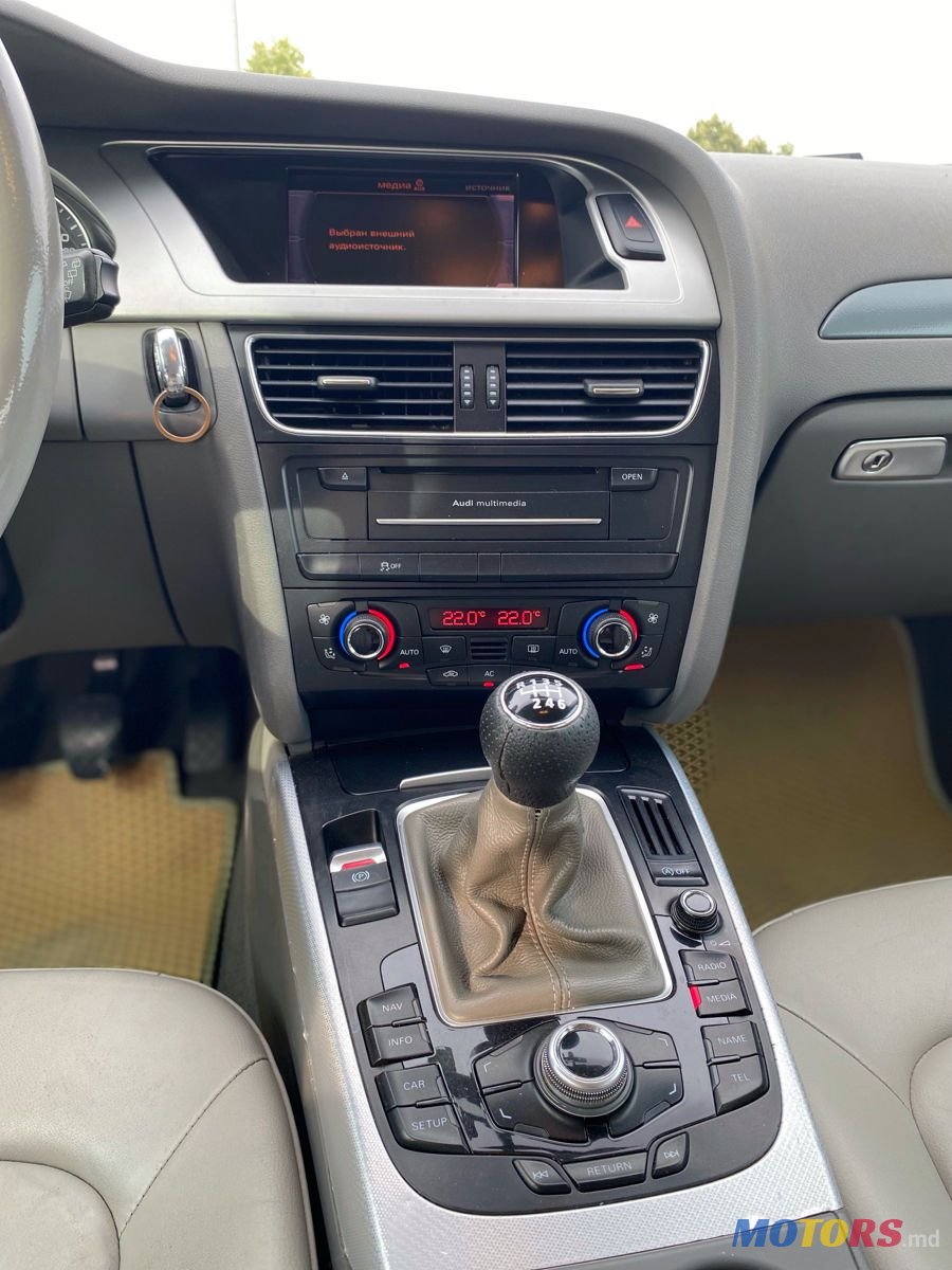 2010' Audi A4 photo #6