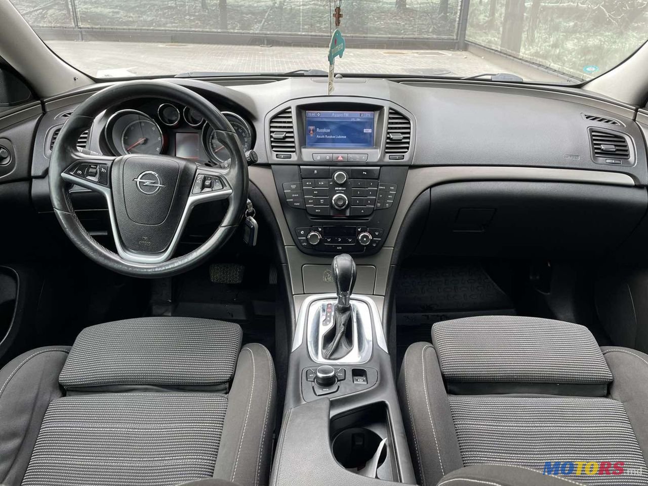 2011' Opel Insignia photo #5