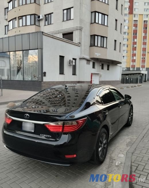 2013' Lexus Es Series photo #2