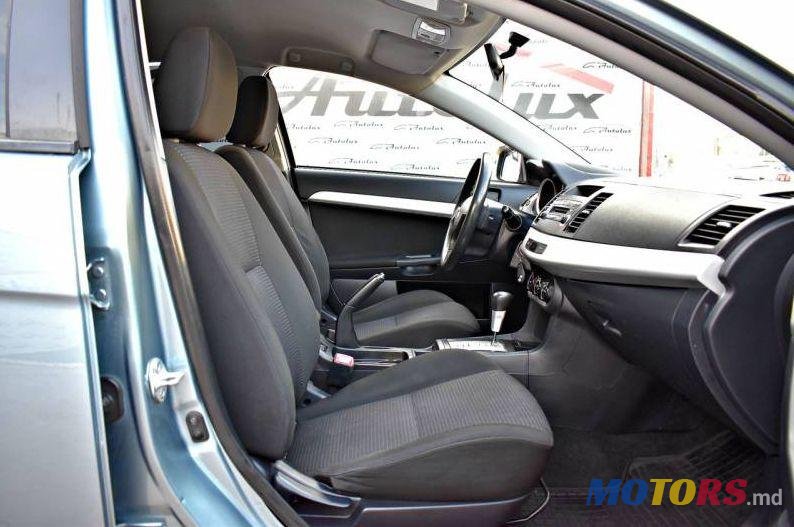 2010' Mitsubishi Lancer photo #3