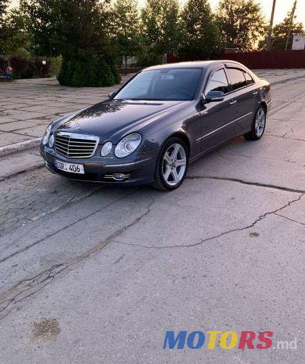 2008' Mercedes-Benz E photo #1