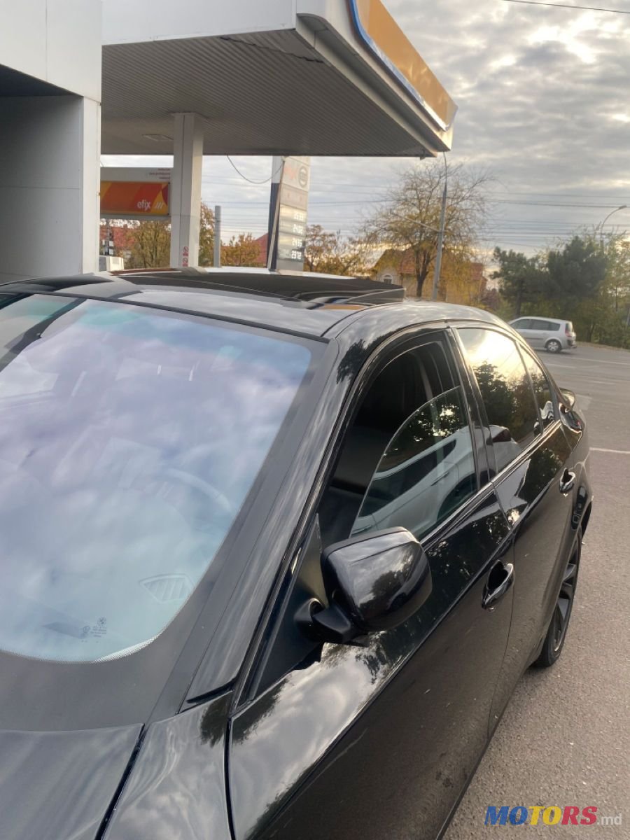 2008' BMW 5 Series photo #6