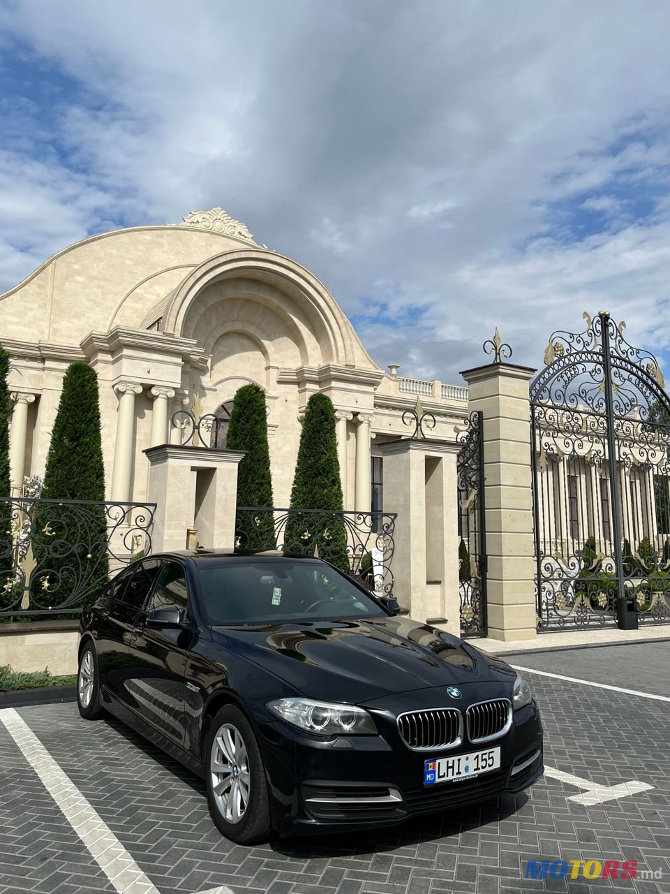 2014' BMW 5 Series photo #3