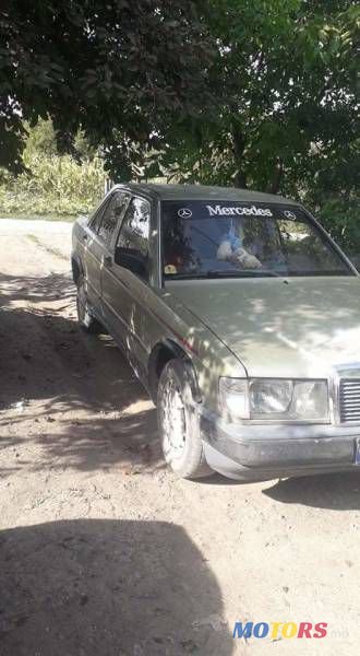1983' Mercedes-Benz 190 photo #2