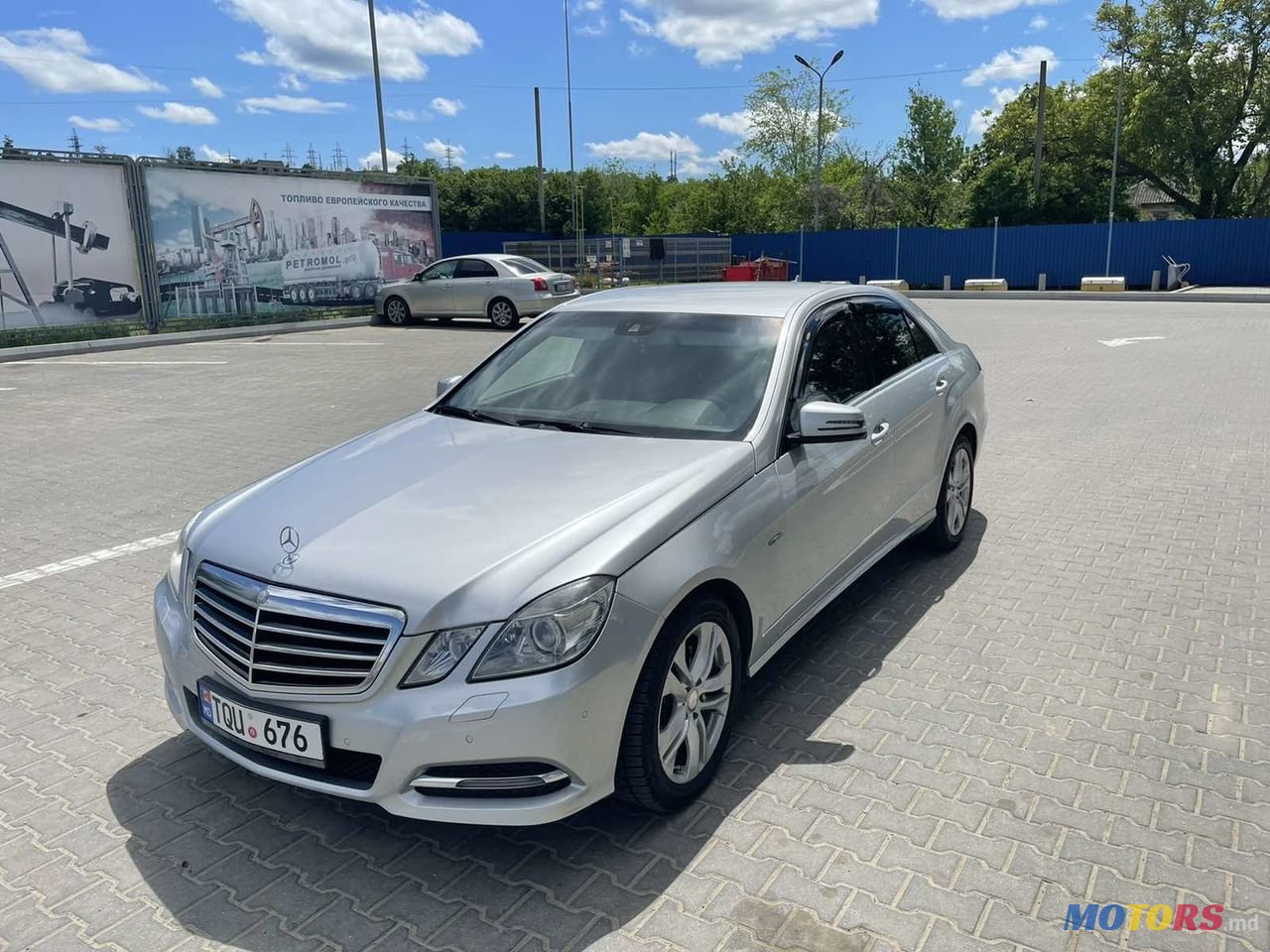 2011' Mercedes-Benz E Класс photo #2