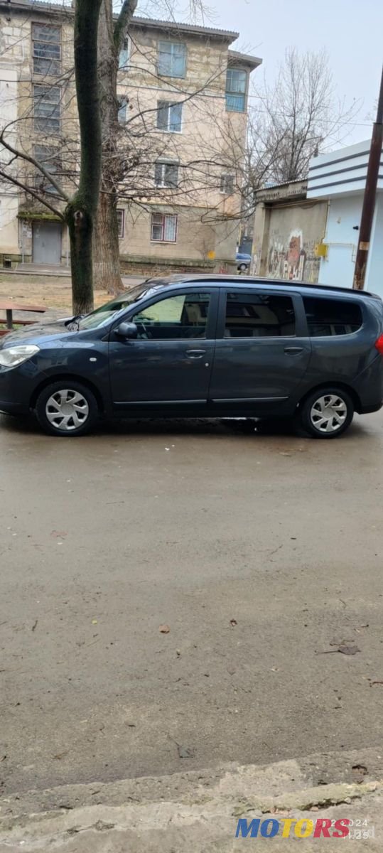 2012' Dacia Lodgy photo #5