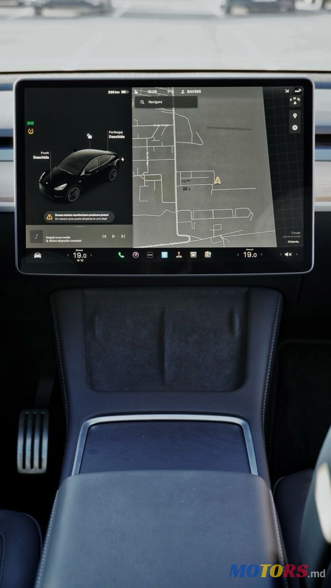 2023' Tesla Model Y photo #4