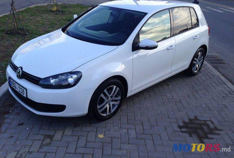 2009' Volkswagen Golf photo #1