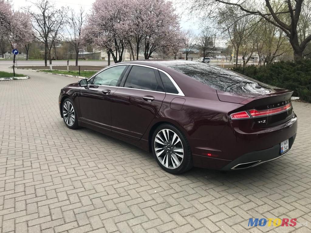 2017' Lincoln MKZ photo #3