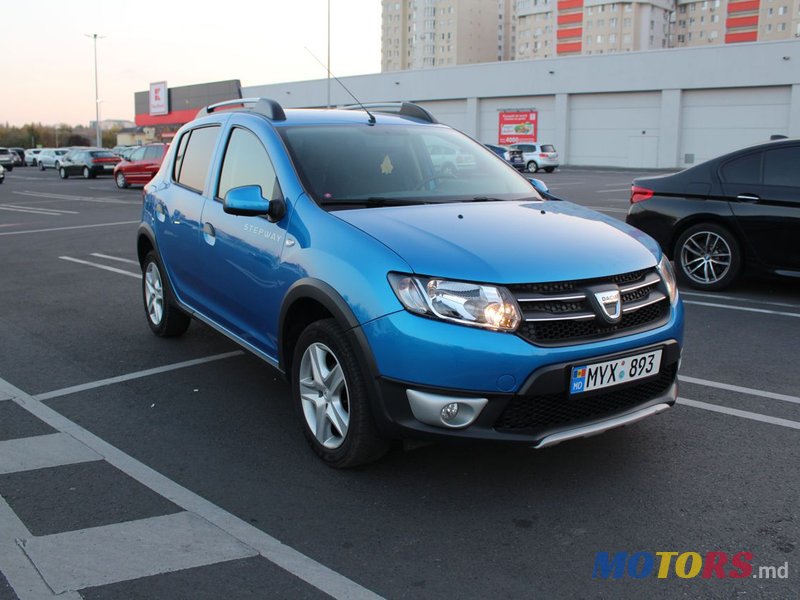 2015' Dacia Sandero Stepway photo #2