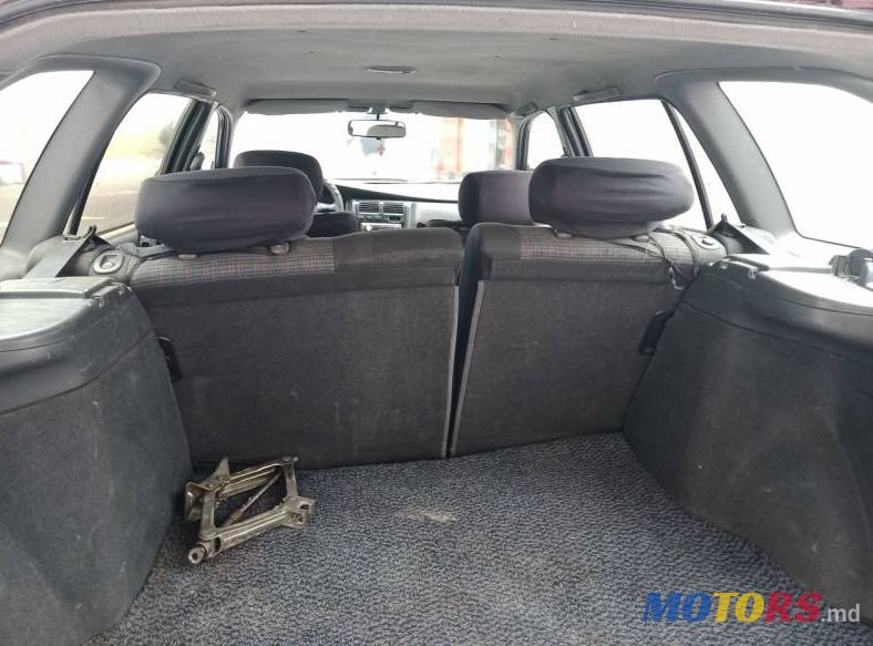 1995' Toyota Carina photo #1