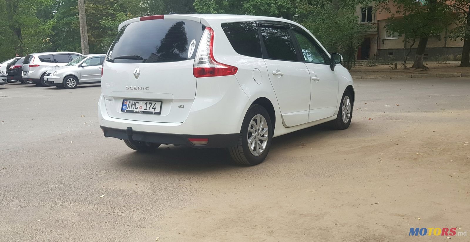 2012' Renault Grand Scenic 1 photo #3