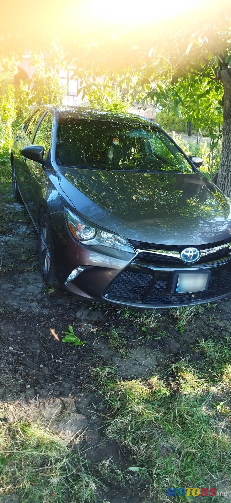 2015' Toyota Camry Hybrid V55 photo #2