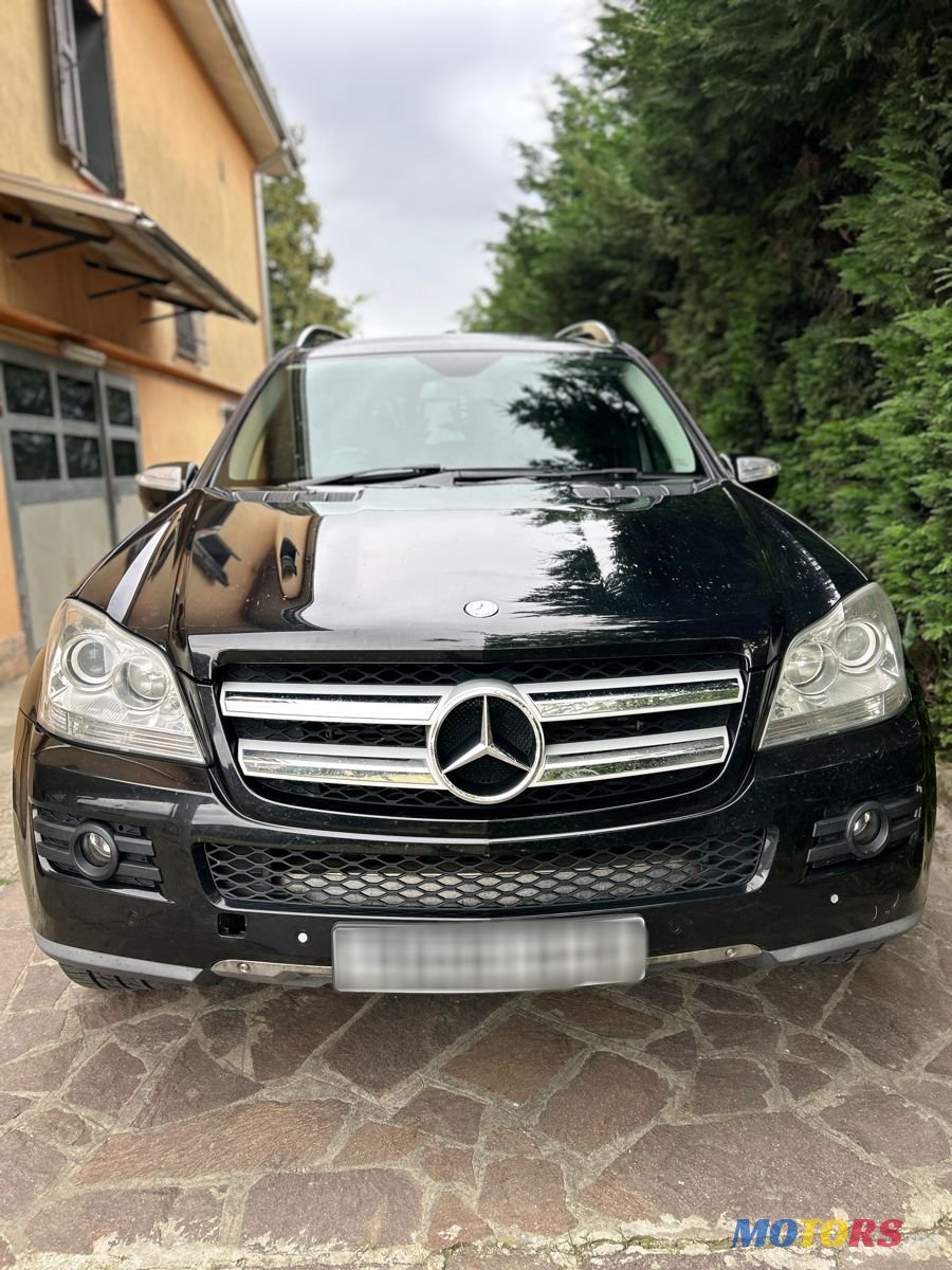 2009' Mercedes-Benz GL-Class photo #6