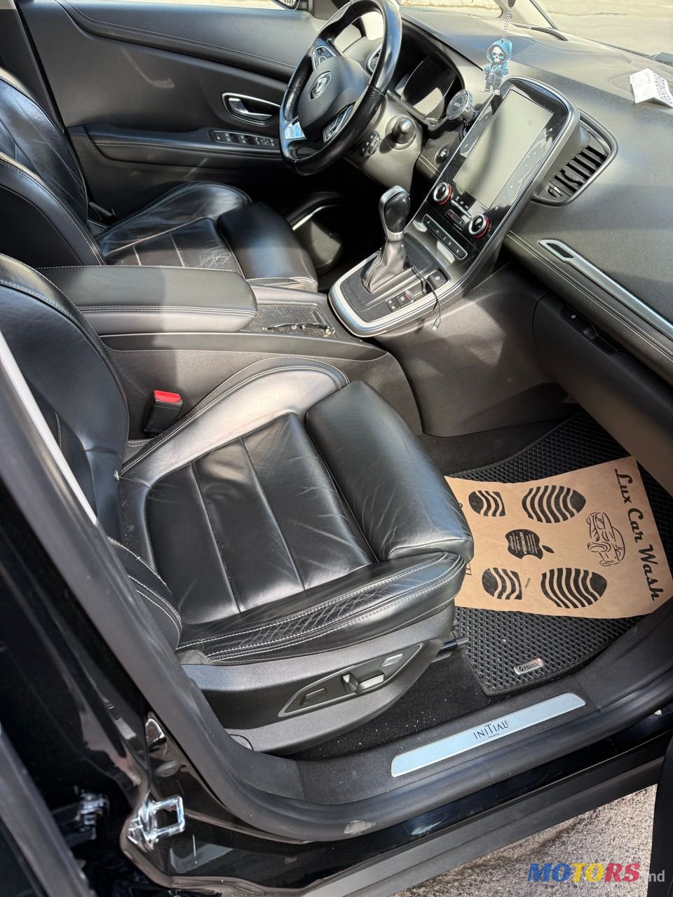 2017' Renault Grand Scenic photo #4