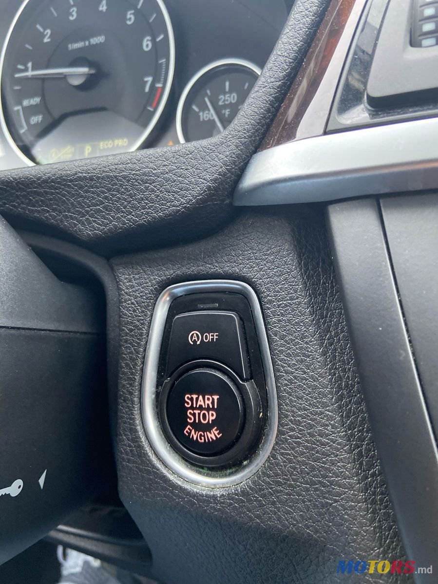 2015' BMW 3 Series photo #6