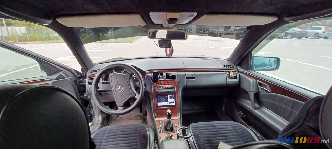 1999' Mercedes-Benz E-Class photo #5