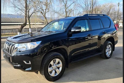 2019' Toyota Land Cruiser Prado