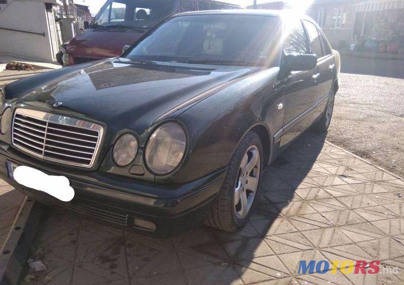 1996' Mercedes-Benz E photo #1