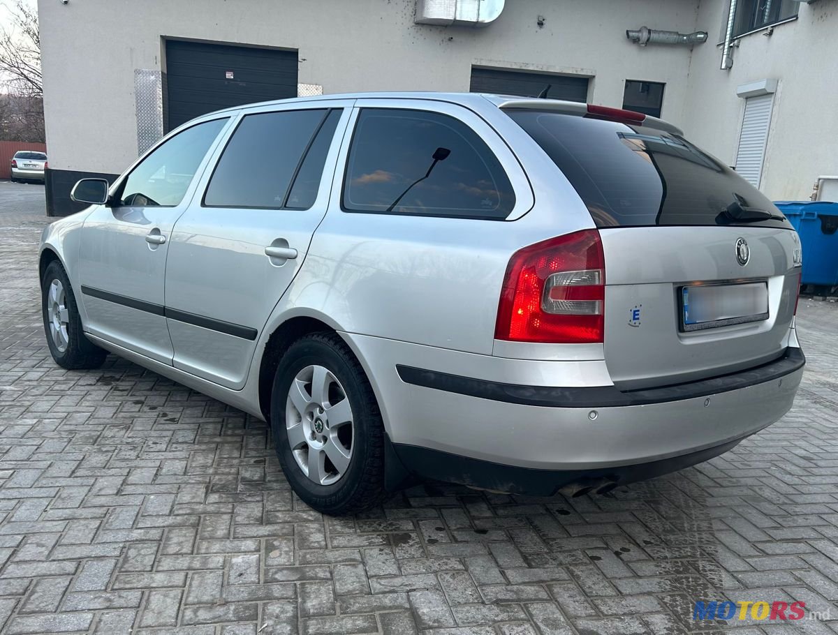 2005' Skoda Octavia photo #4
