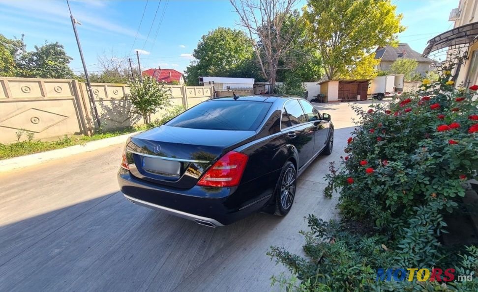 2011' Mercedes-Benz S Класс photo #3