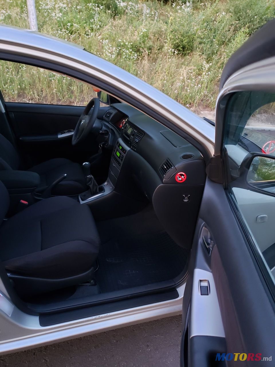 2004' Toyota Corolla photo #6