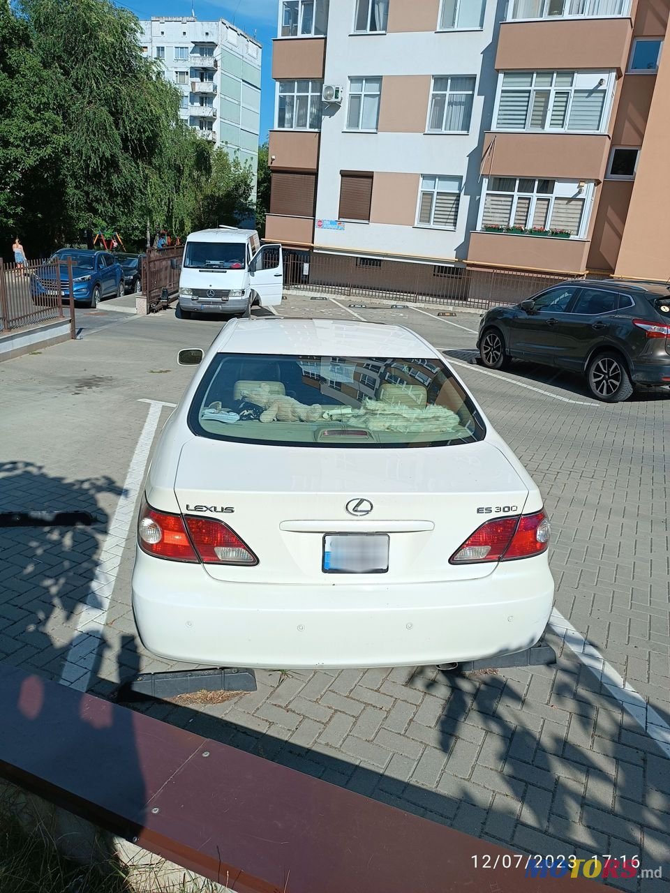2002' Lexus Es Series photo #5