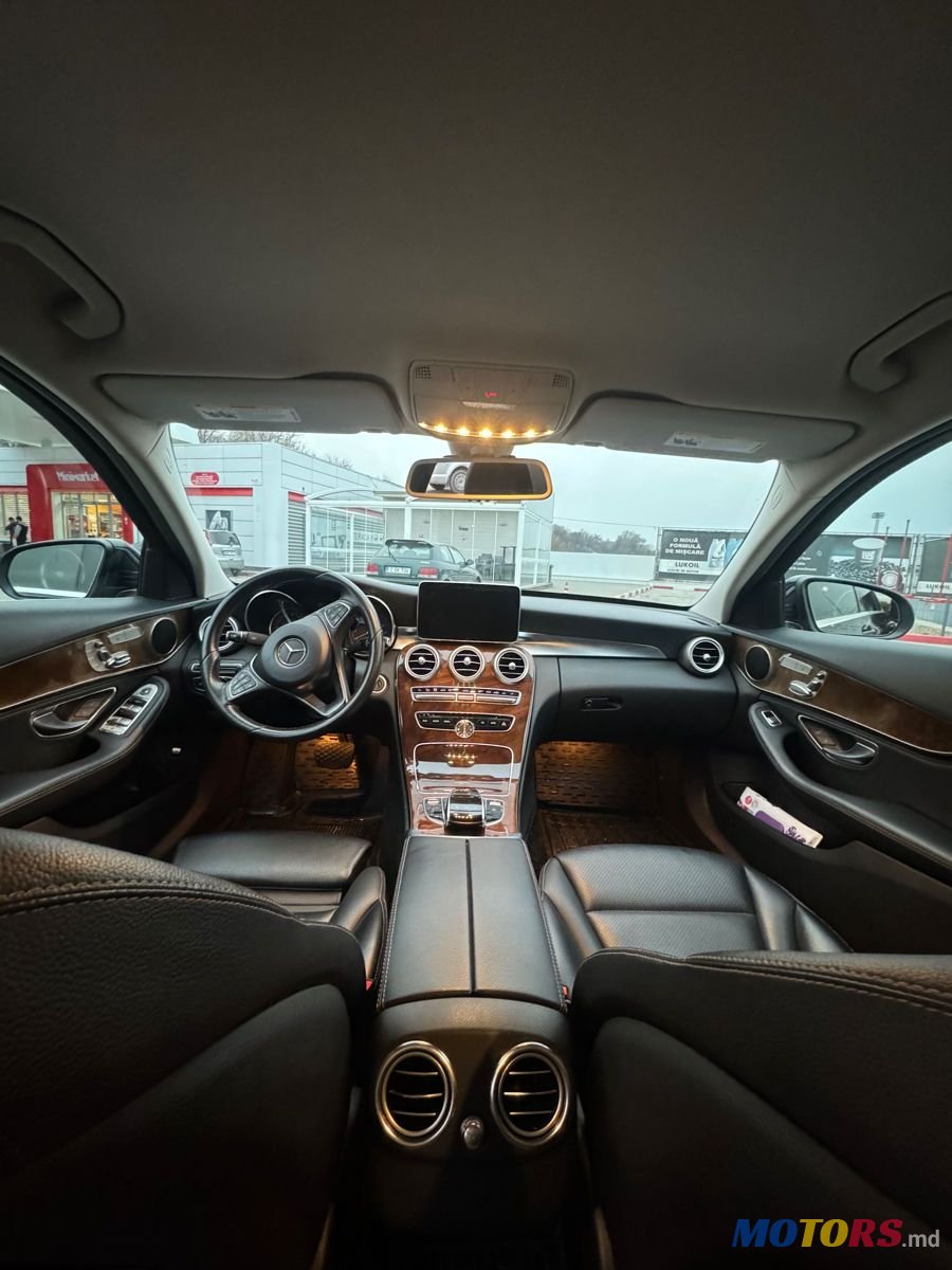 2015' Mercedes-Benz C-Class photo #6