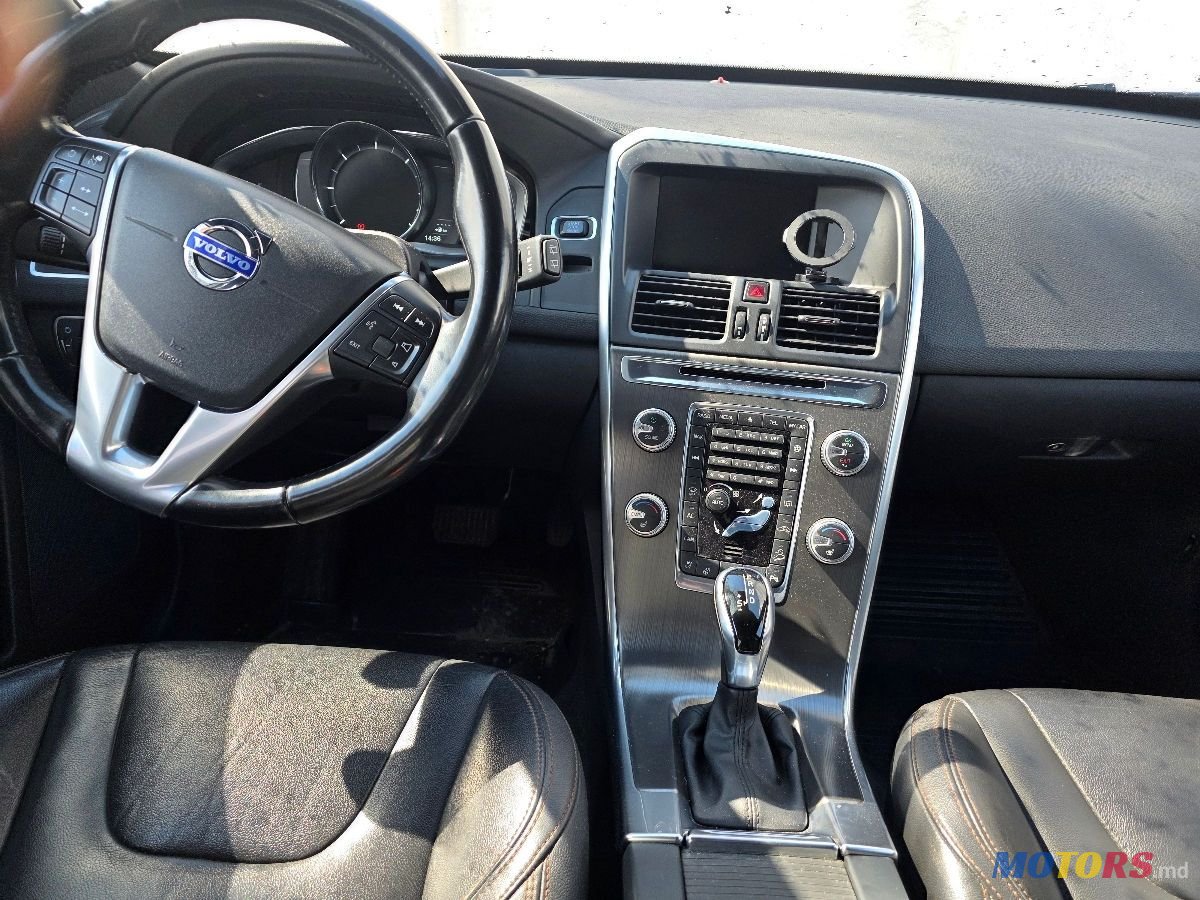 2015' Volvo XC60 photo #5