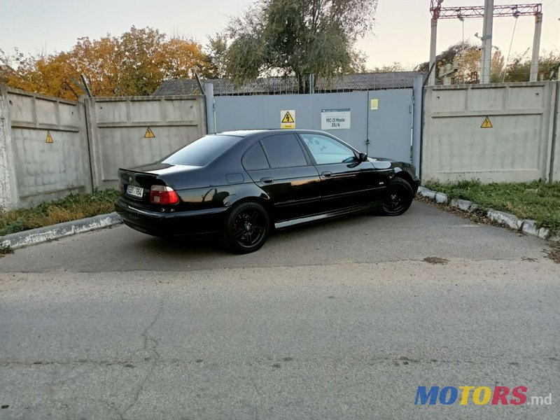 2001' BMW 5 Series photo #1