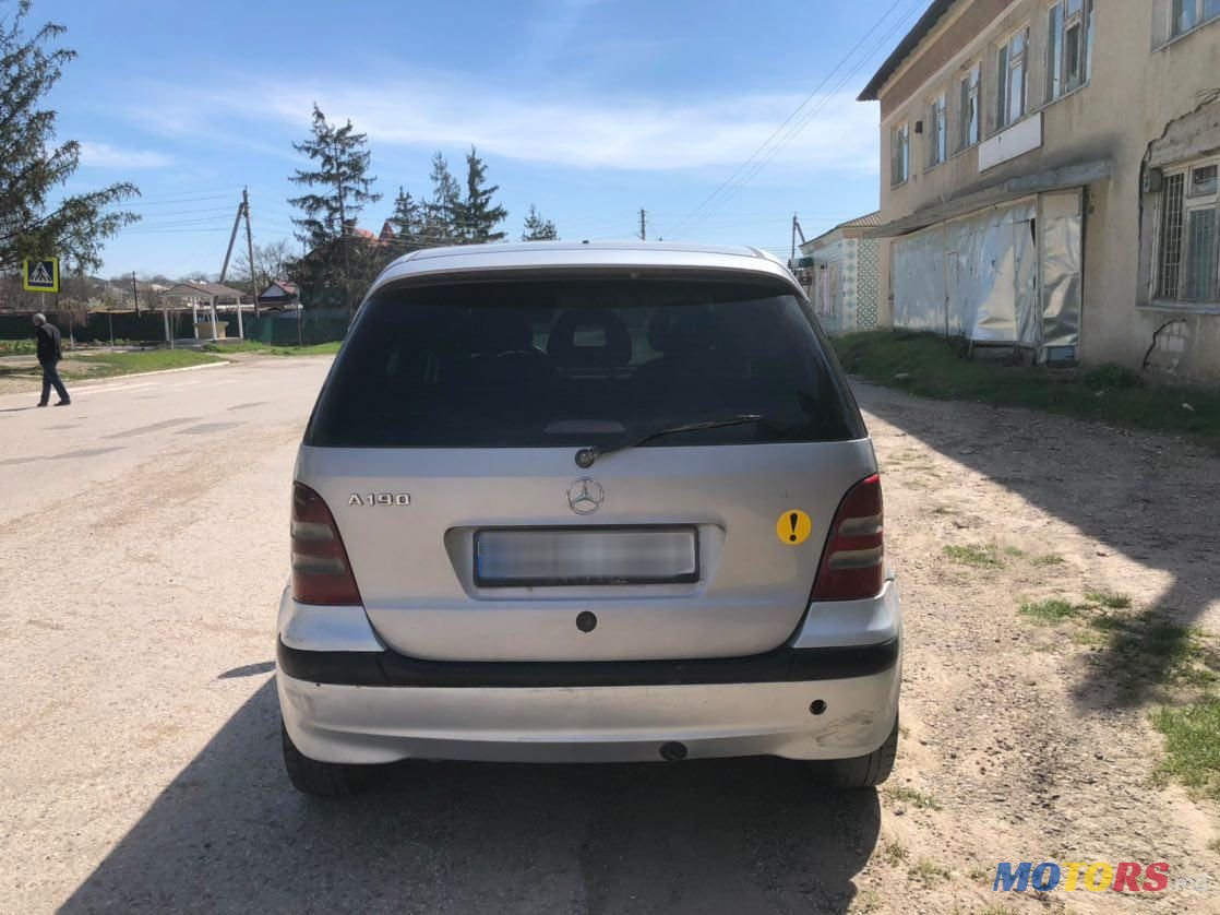 2001' Mercedes-Benz A-Class photo #4