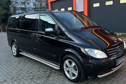 2010' Mercedes-Benz Viano