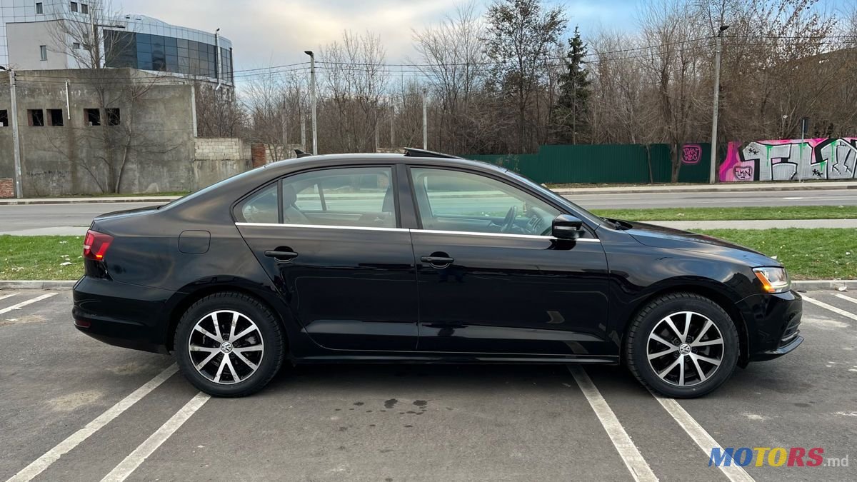 2017' Volkswagen Jetta photo #6