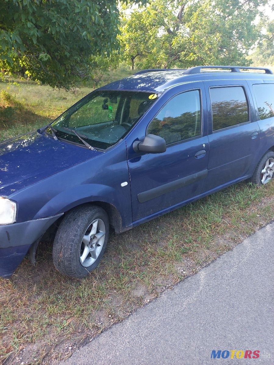 2007' Dacia Logan Mcv photo #2