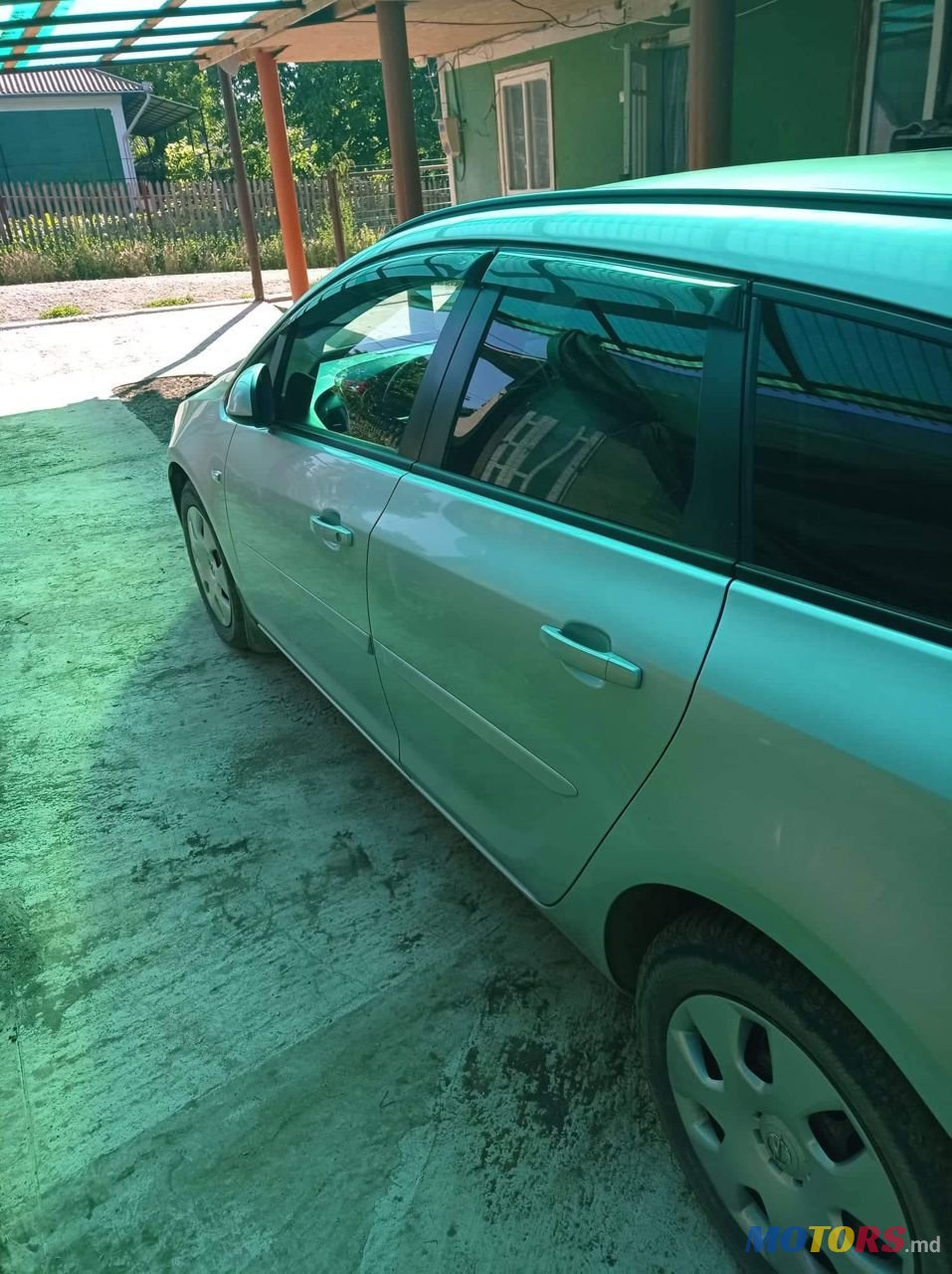 2011' Opel Astra photo #4