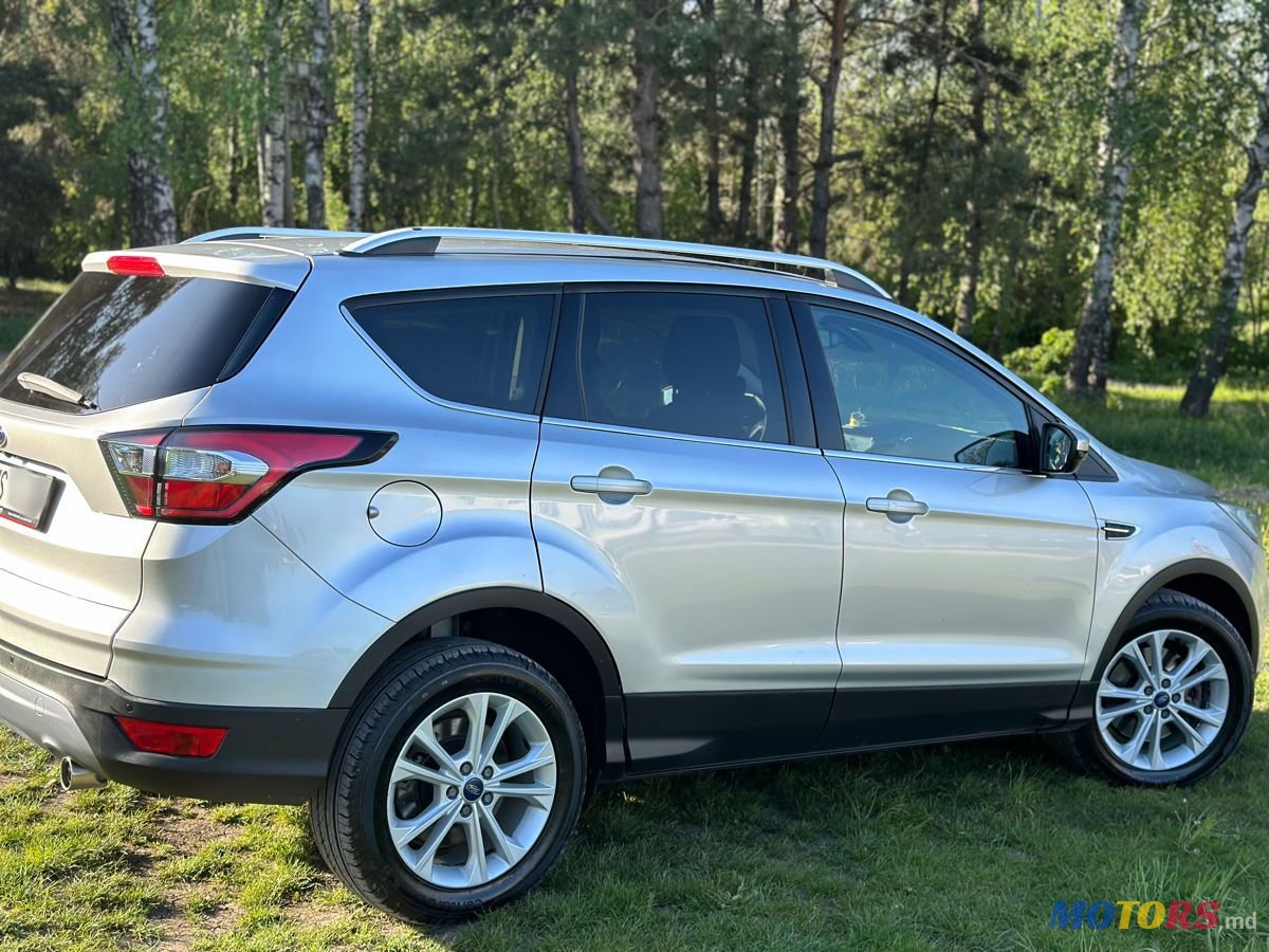 2017' Ford Kuga photo #2
