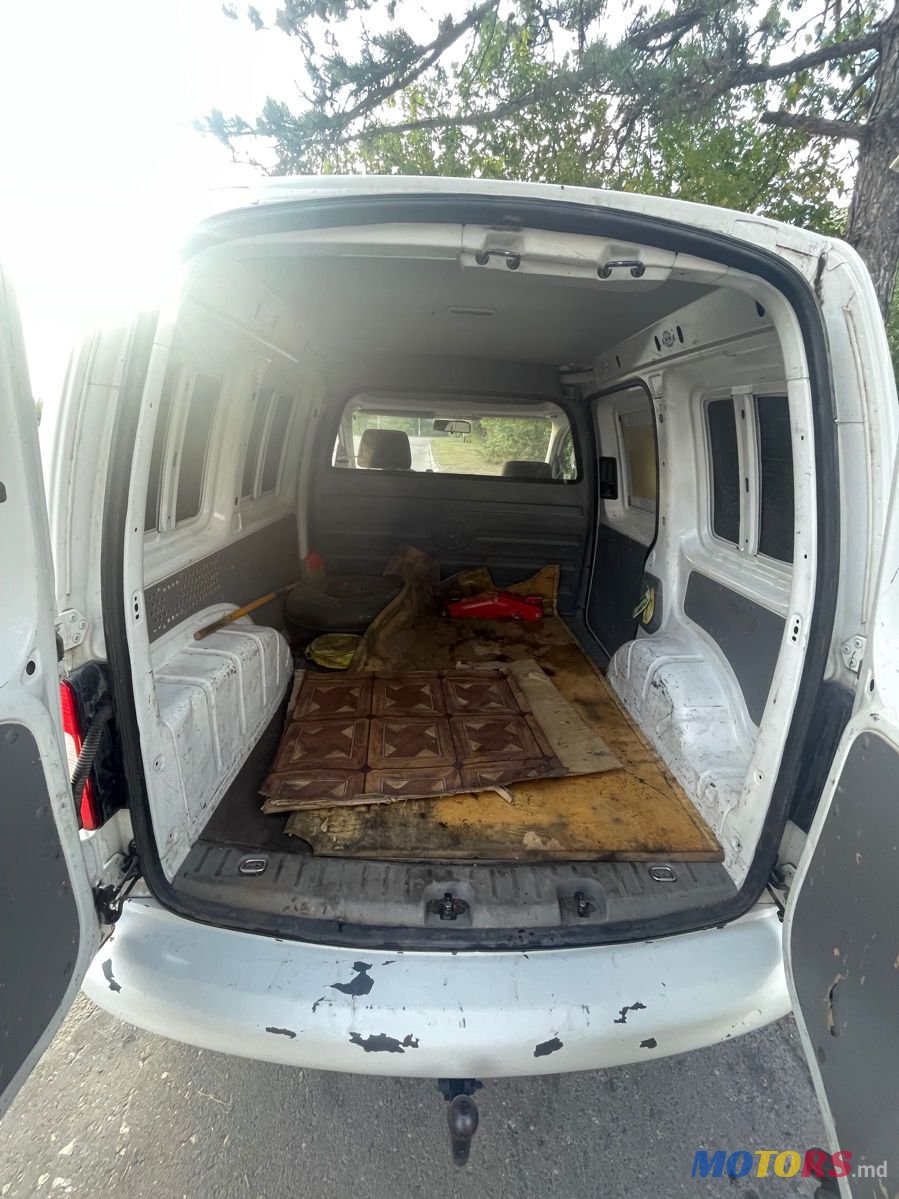 2008' Volkswagen Caddy photo #6