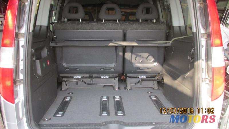 2002' Mercedes-Benz Viano photo #1