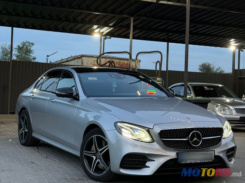 2019' Mercedes-Benz E-Class photo #3
