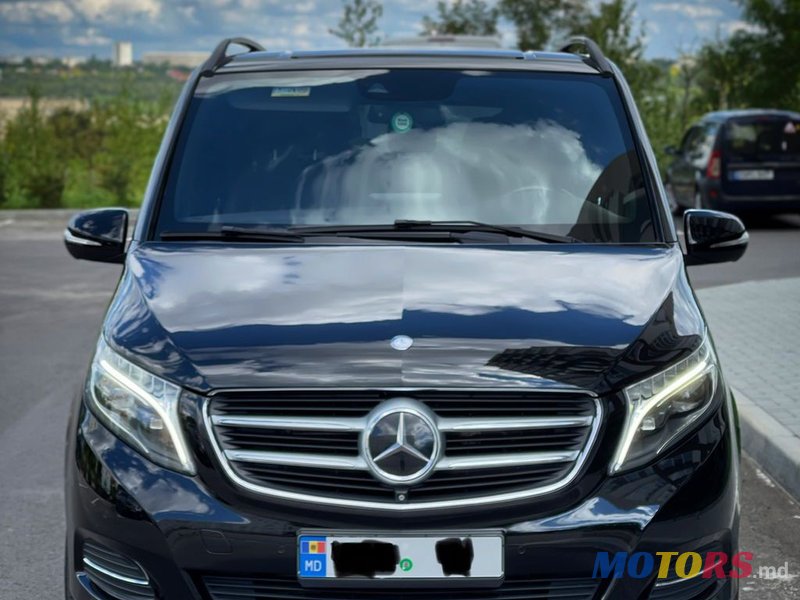 2015' Mercedes-Benz V Класс photo #1